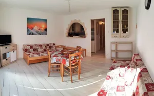 Image of 100m from shops, 2nd floor, view garden, balcony, tv, ski locker, 32m², Les 2 Alpes