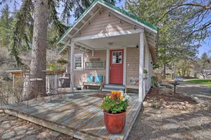 Image of Historic Twisp Cottage - Mountain & River View!