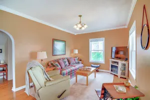 Image of 1 Mi to KFC Museum: Corbin Getaway!