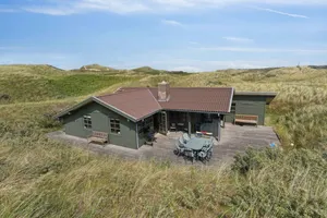 Image of Summerhouse In Peaceful Surroundings
