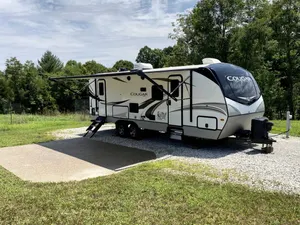 Image of Well Equipped Caravan Lovely for a Romantic Getaway in Kentucky