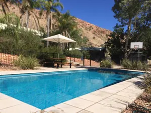 Image of Studio with pool, garden & BBQ | Mountain view