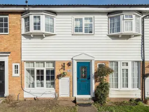 Image of Pass the Keys Stylish Family Friendly 3 Bed Home in Borehamwood