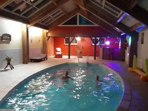 Image of Séjour en Berry avec piscine intérieure chauffée - FR-1-591-632