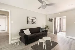 Image of 4 Bed 3 Bath House, Spacious, Smart TVs in all rooms, Whole house to yourself