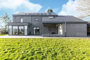 Image of House with terrace, garden & barbecue | Nature view