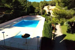 Image of Flat With Swimming Pool Near The Beach