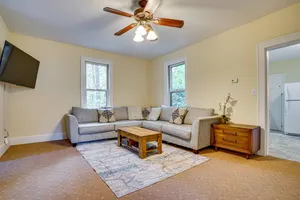 Image of Near Colleges: Pet-Friendly Duplex in Northfield!