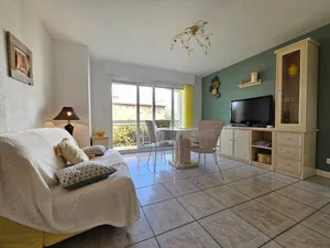 Image of City Center Apartment with Balcony and Garage in Saint-Georges-de-Didonne