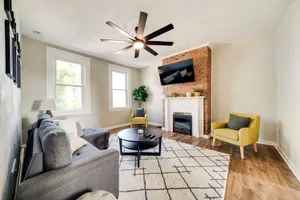 Image of Bright Pittsburgh Apt, Walk to Grandview Ave!