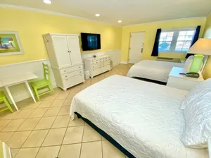 Image of Double Queen-Unit 101