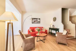 Image of Beautiful Air-conditioned House Near a Lake in Grimaud