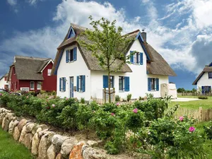 Image of House with garden, terrace & sauna | Lake view
