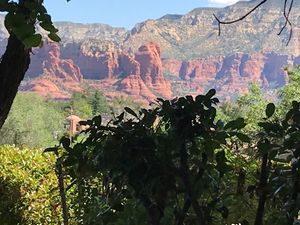 Image of Dog Friendly Heart of West Sedona, walk to restaurants