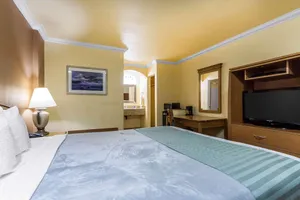Image of Rodeway Inn & Suites Near the Coliseum & Arena