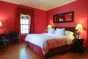 Image of Dug Road Inn