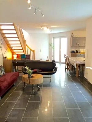 Image of Individuell Wohnen Loft-Charakter im Innenhof