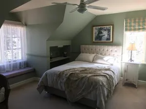 Image of Hawk's Nest Bed & Breakfast