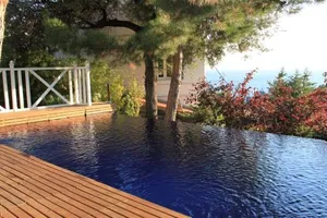 Image of La LUNA of MARSEILLE - VILLA D'ARCHITECTE B&B