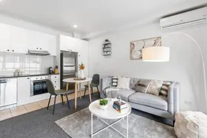 Image of Cozy 1 Bedder in St Kilda with Balcony