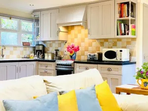 Image of Amber Lodge Hickstead-C