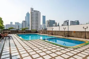 Image of SelfCheckIn Omni Tower Sukhumvit4 NaNa Asoke BTS MRT Hispeed WiFi Pool&Gym