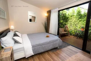 Image of 37 Nature House