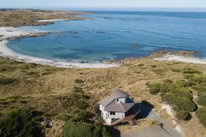 Image of Wave Retreat