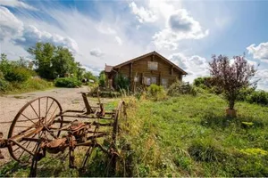 Image of Le Chalet du Chemin et sa Roulotte