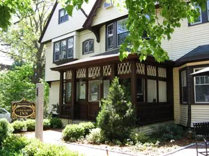 Image of Longwood Inn