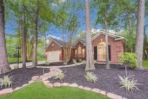 Image of Woodlands Grand 3BR Cozy House