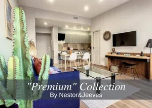 Image of Nestor&Jeeves - ADRIANA - Central, Close sea