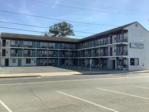 Image of High Seas Motel