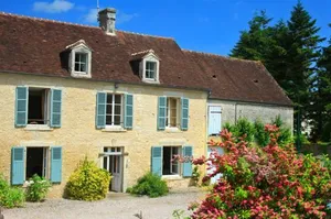 Image of Maison charmante à Ri avec jardin et terrasse