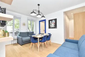 Image of CMG Place Saint Fargeau 1