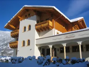 Image of Landhaus & Appartementhaus Haussteiner