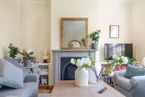 Image of Cheerful 3 bedroom luxury house with garden