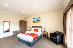 Image of Quality Inn Parkes International