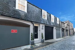 Image of Queensferry Street Lane - Fantastic 2 BR City Centre Mews House with free secure parking!