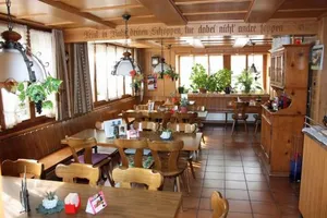 Image of Hotel Restaurant Koi-Gartenteich