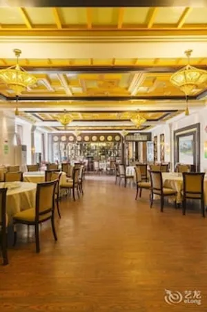 Image of Lhasa Snow Paradise International Hotel (Potala Palace)