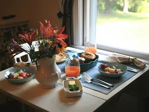 Image of Sams Cottage Bed and Breakfast on the Greens