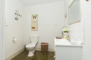 Image of Stoneleigh Cottage Bed and Breakfast