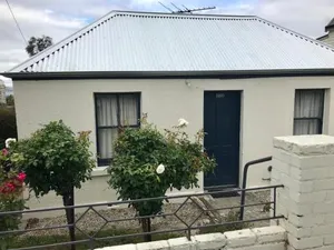 Image of Omaroo House - panoramic water views