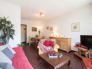 Image of Appartement 6 pers, 3 chambres, proche centre et pistes, parking privé, balcon, tout confort - FR-1-296-176