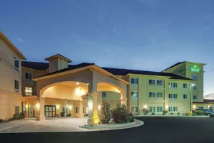 Image of La Quinta Inn & Suites by Wyndham Verona