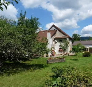 Image of Le Clos Fleuri