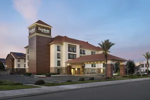 Image of La Quinta Inn & Suites Fresno Riverpark