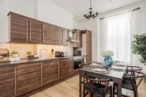 Image of Elegant 3Bed Apartment in Kensington Olympia