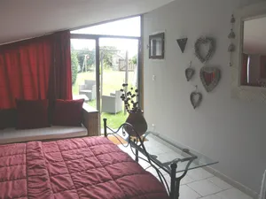 Image of LE PAILLET ROUGE